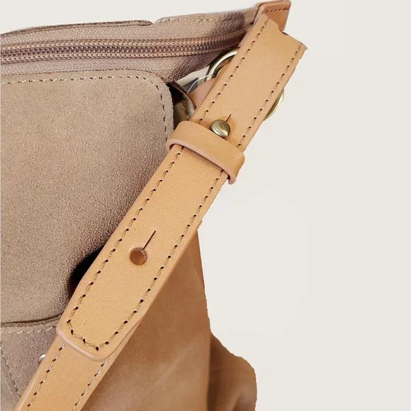 Time For Me Hobo Bag NWT - Picture 6 of 10